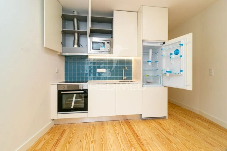 Apartamento T1 para Venda em Cedofeita, Santo Ildefonso, Sé, Miragaia, São Nicolau e Vitória Foto 6