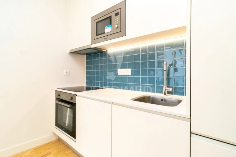 Apartamento T1 para Venda em Cedofeita, Santo Ildefonso, Sé, Miragaia, São Nicolau e Vitória Foto 3