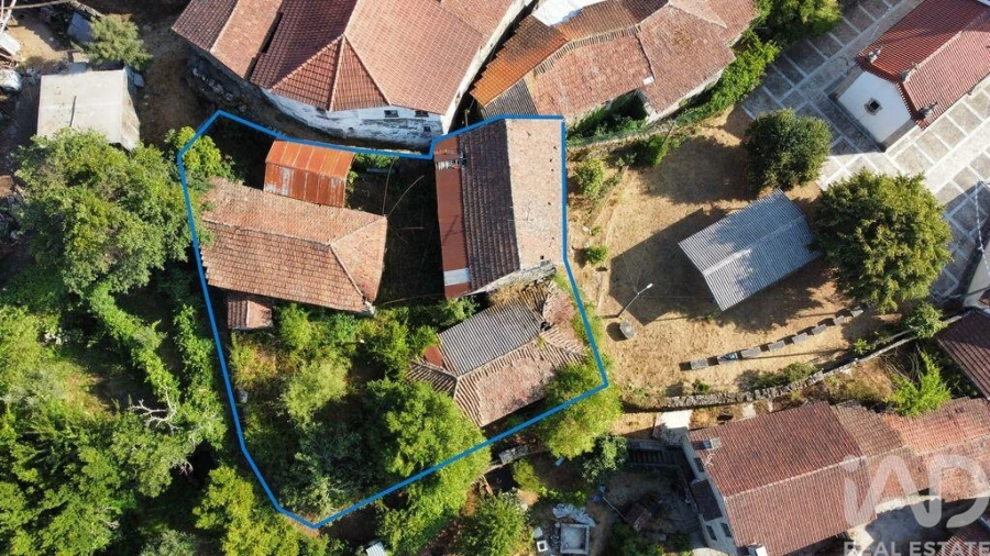 Moradia T2 para Venda em Mões Foto 3