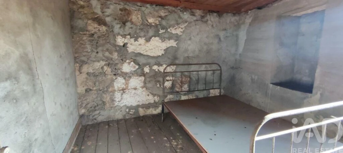 Moradia T2 para Venda em Mões Foto 29