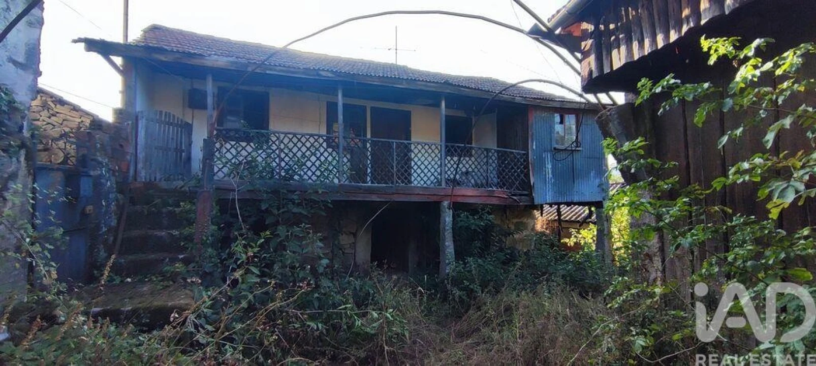 Moradia T2 para Venda em Mões Foto 1