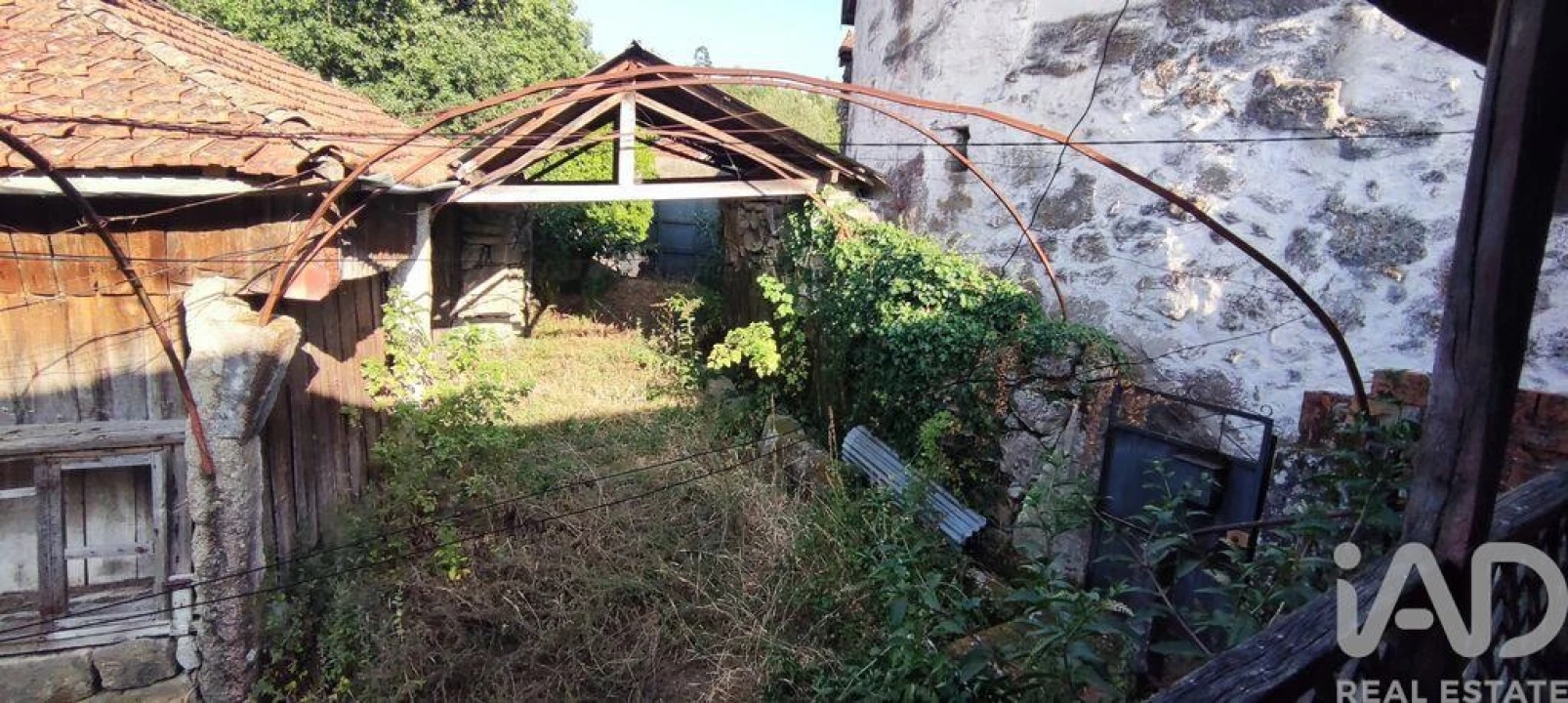 Moradia T2 para Venda em Mões Foto 24