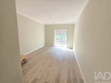 Apartamento T2 para Venda em Gondarem