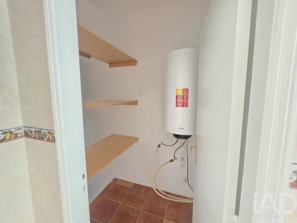 Apartamento T2 para Venda em Gondarem Foto 13
