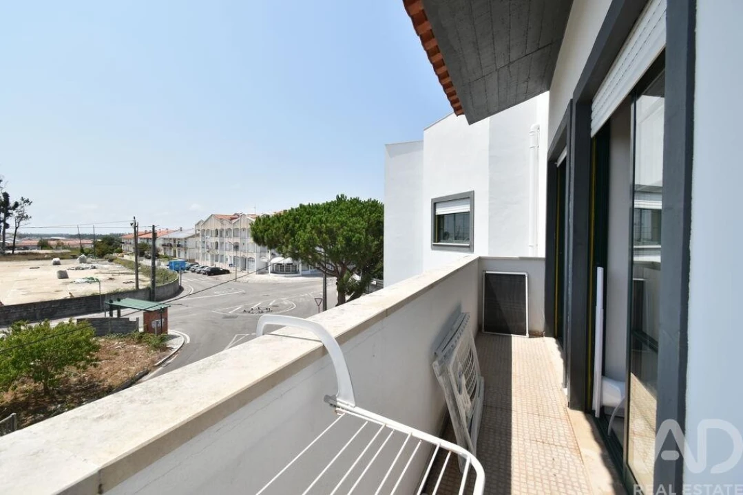 Apartamento T3 para Venda em Marinha Grande Foto 12