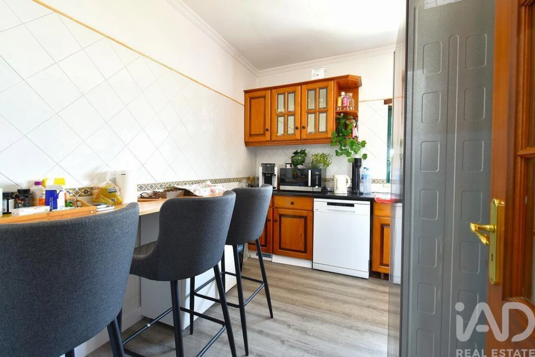 Apartamento T3 para Venda em Marinha Grande Foto 5