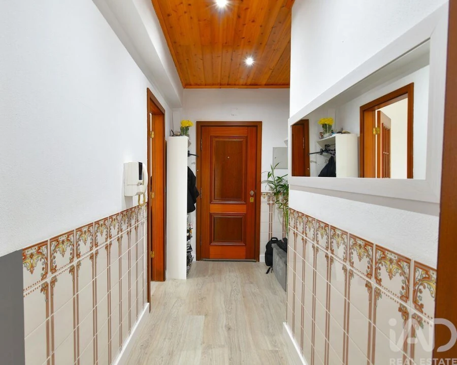 Apartamento T3 para Venda em Marinha Grande Foto 3