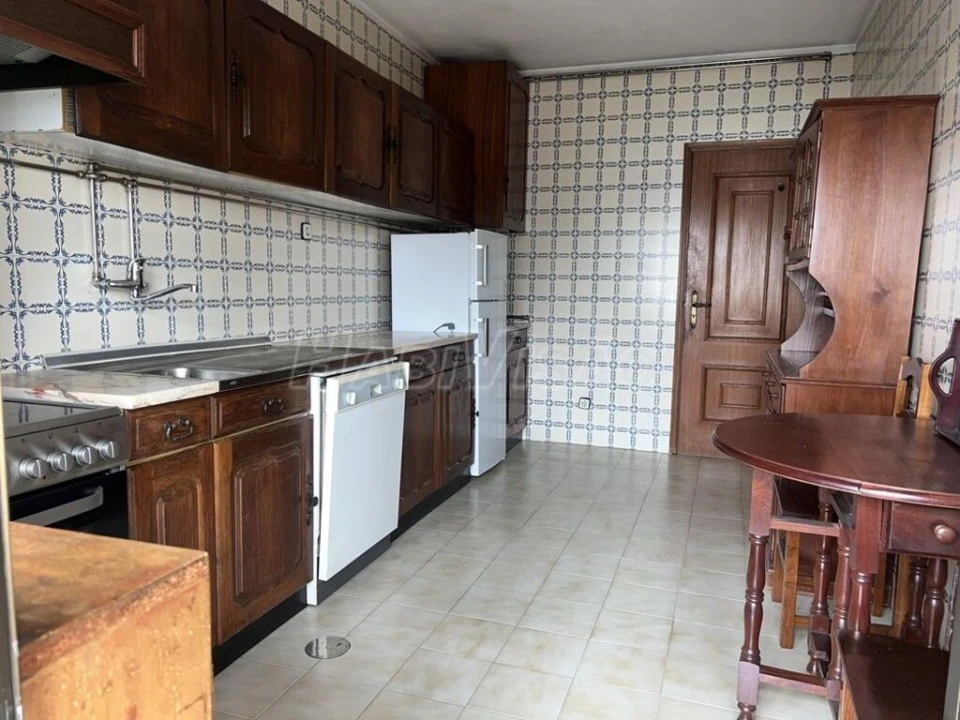Apartamento T3 para Venda em Ermesinde Foto 3