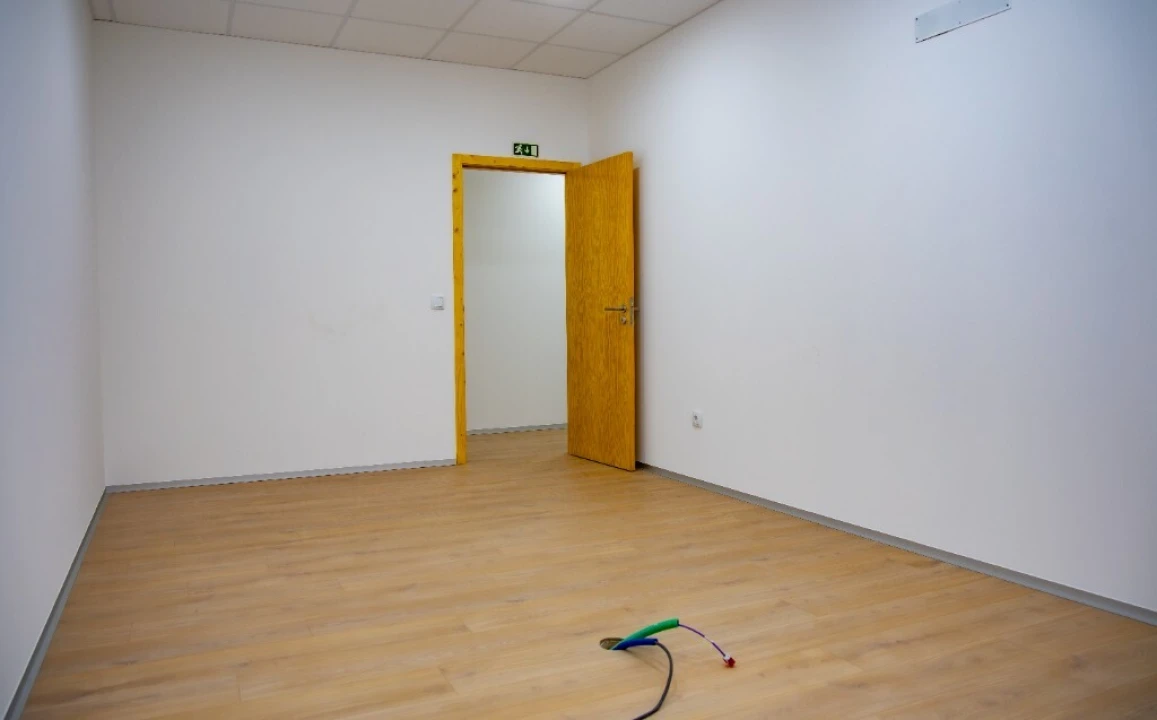 Armazém para Arrendamento em Rendufe Foto 12