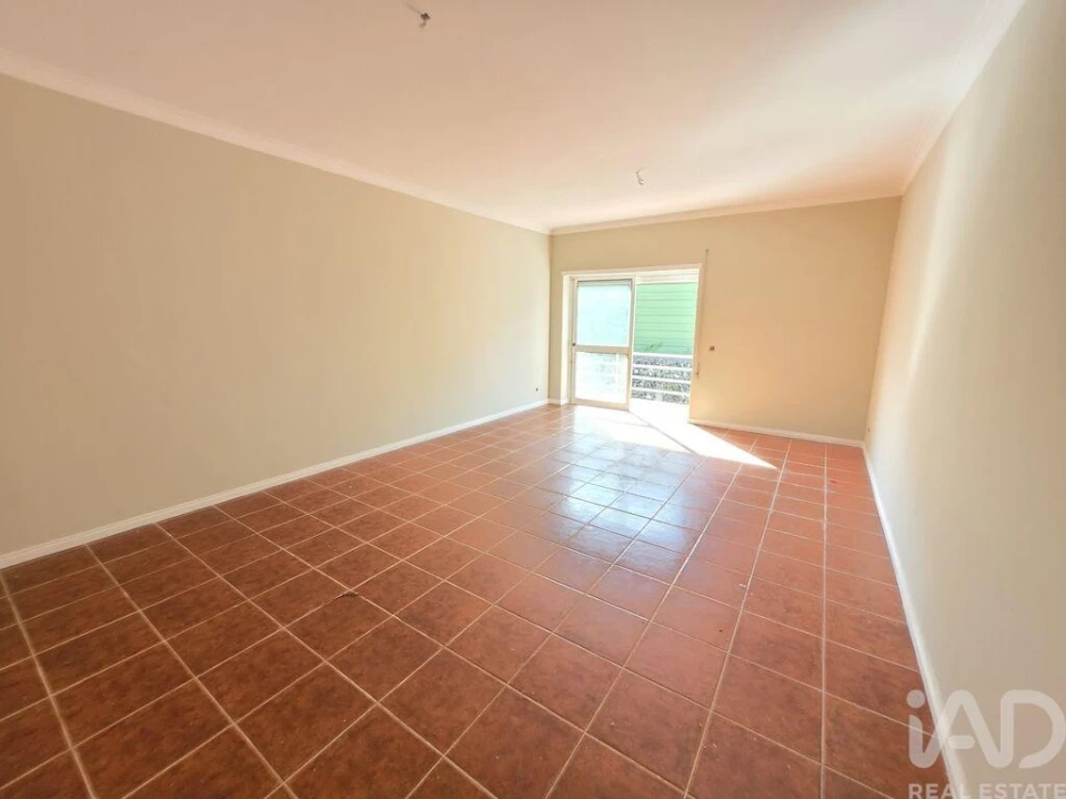 Apartamento T2 para Venda em Gondarem Foto 11