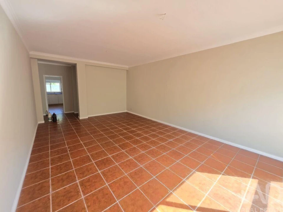 Apartamento T2 para Venda em Gondarem Foto 12