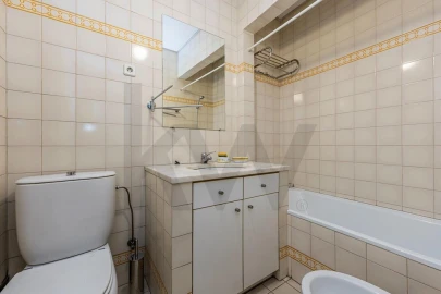 Apartamento T2 para Venda em Campo de Ourique
