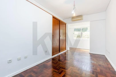 Apartamento T2 para Venda em Campo de Ourique