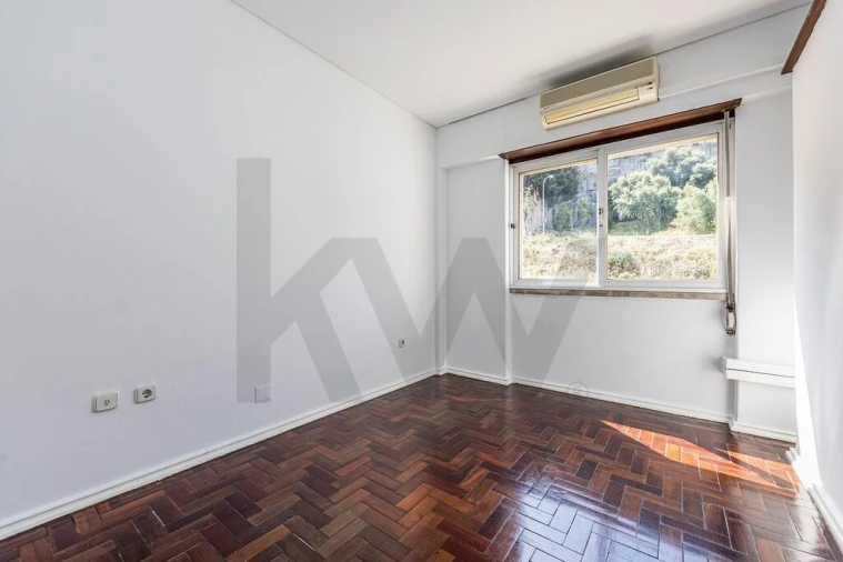 Apartamento T2 para Venda em Campo de Ourique Foto 7
