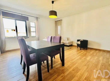 Apartamento T3 para Venda em Almada, Cova da Piedade, Pragal e Cacilhas