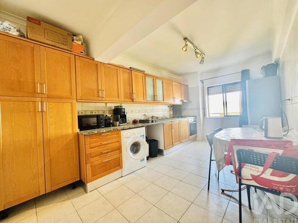Apartamento T3 para Venda em Almada, Cova da Piedade, Pragal e Cacilhas Foto 7