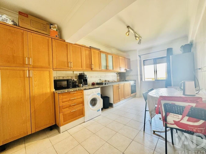 Apartamento T3 para Venda em Almada, Cova da Piedade, Pragal e Cacilhas Foto 7