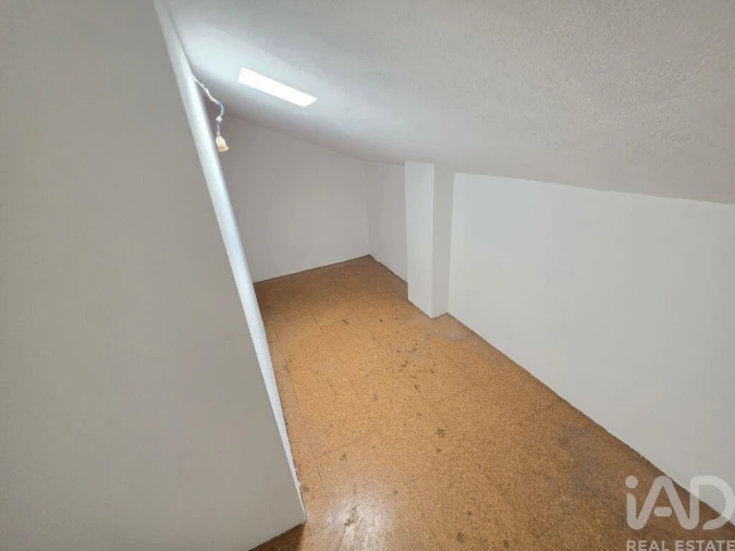 Apartamento T2 para Venda em Gondarem Foto 8