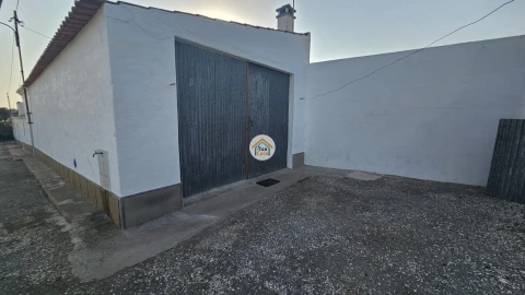Moradia T3 para Venda em Redondo
