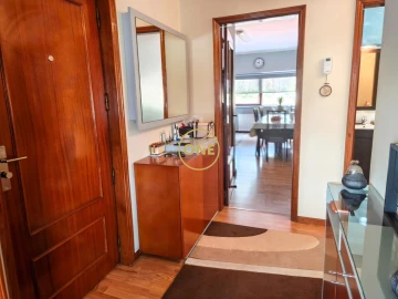 Apartamento T3 para Venda em Nine
