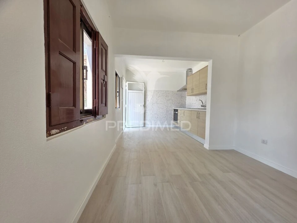 Moradia T1 para Venda em Batalha Foto 9