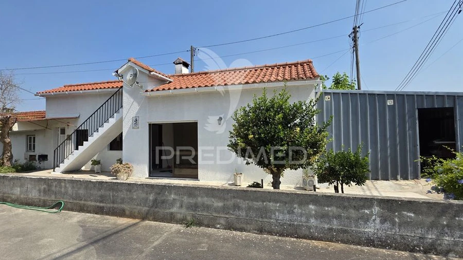 Moradia T1 para Venda em Batalha
