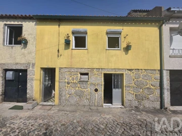 Moradia T3 para Venda em São João de Areias