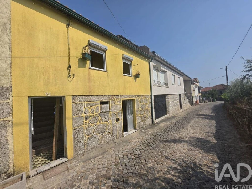 Moradia T3 para Venda em São João de Areias Foto 17