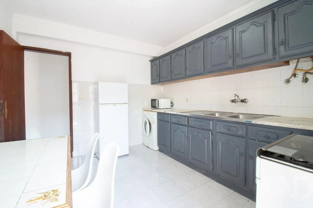 Apartamento T3 para Venda em Bombarral e Vale Covo Foto 7