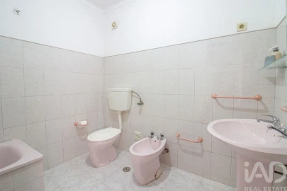 Apartamento T3 para Venda em Bombarral e Vale Covo
