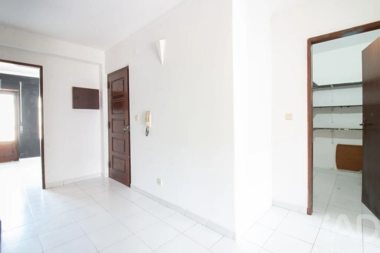 Apartamento T3 para Venda em Bombarral e Vale Covo Foto 14