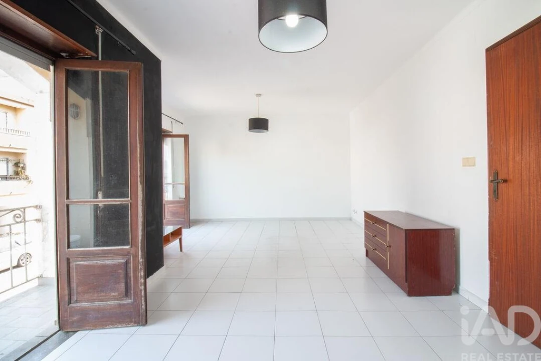 Apartamento T3 para Venda em Bombarral e Vale Covo Foto 4