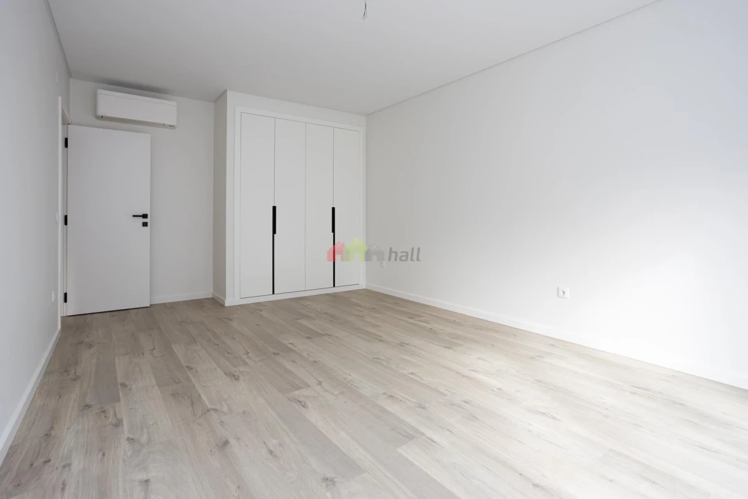 Apartamento T4 para Venda em Montijo e Afonsoeiro Foto 6