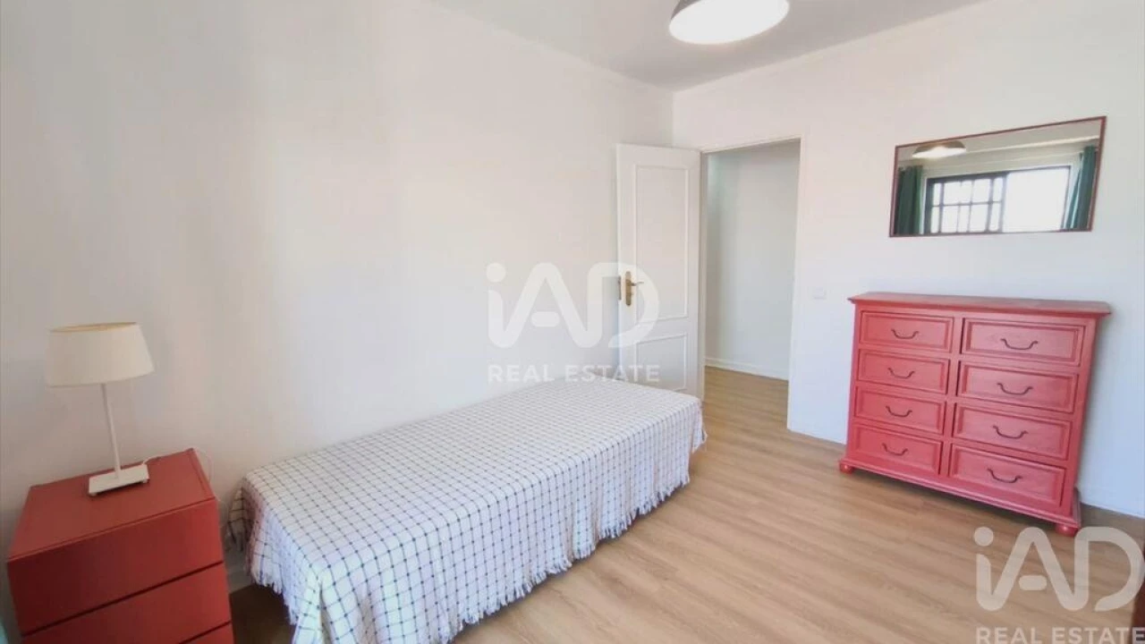 Apartamento T2 para Venda em Olhão Foto 8
