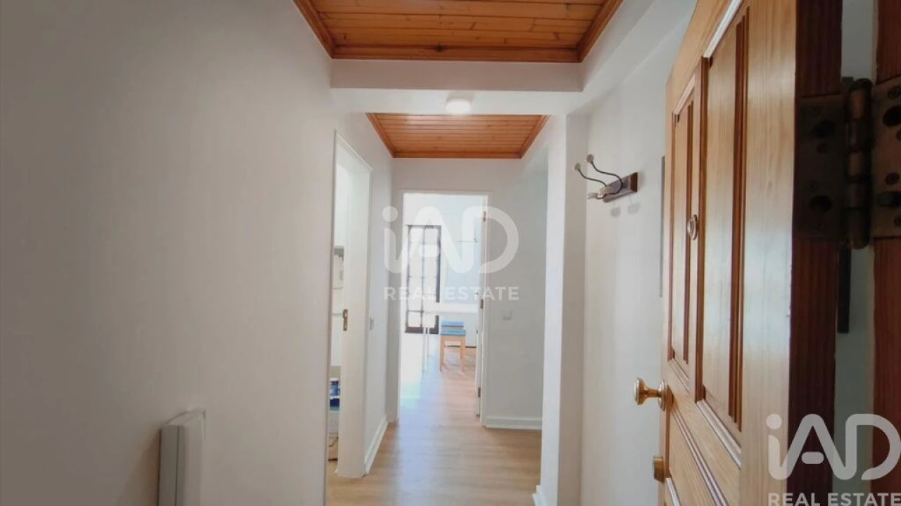Apartamento T2 para Venda em Olhão Foto 12