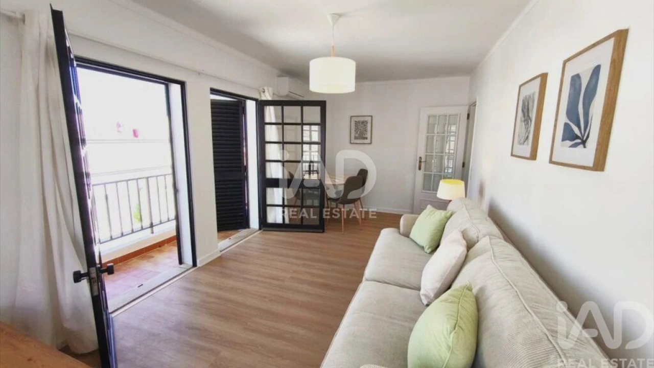 Apartamento T2 para Venda em Olhão Foto 4