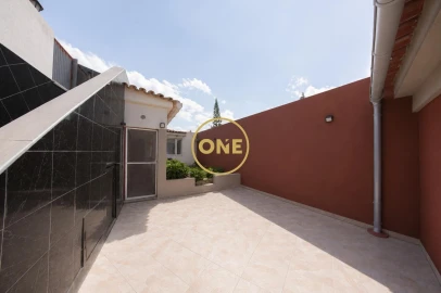 Moradia T3 para Venda em Ribeira Grande (Matriz)