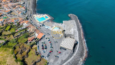 Moradia T3 para Venda em Ribeira Grande (Matriz)