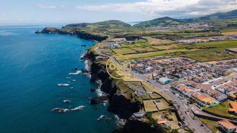 Moradia T3 para Venda em Ribeira Grande (Matriz)