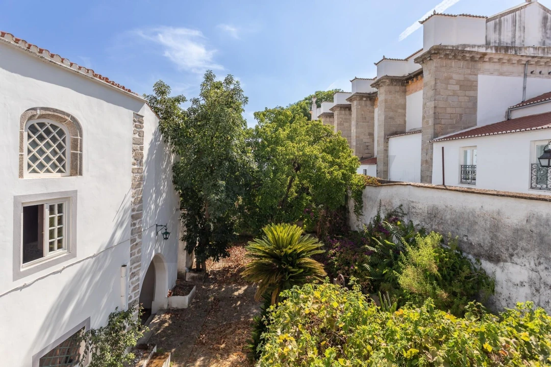 Moradia T8 para Venda em Évora (São Mamede, Sé, São Pedro e Santo Antão) Foto 4