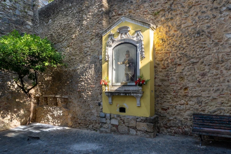 Prédio para Venda em Santa Maria Maior Foto 14