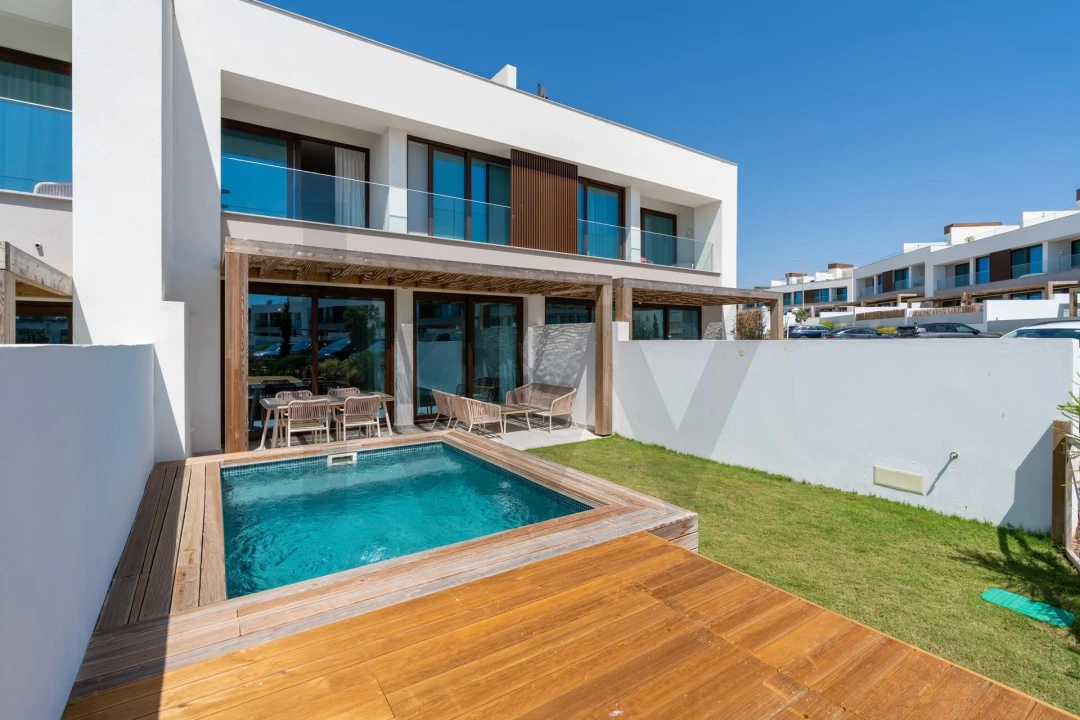 Apartamento T3 para Venda em Porto Covo Foto 1