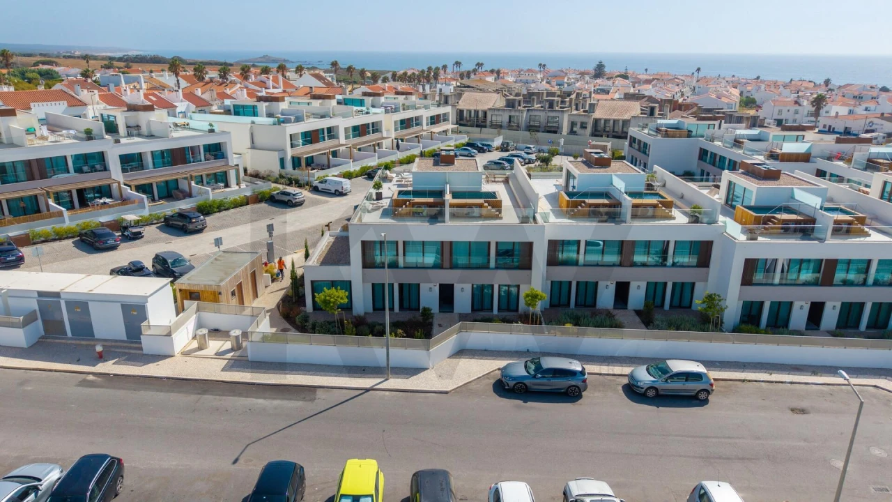 Apartamento T3 para Venda em Porto Covo Foto 28