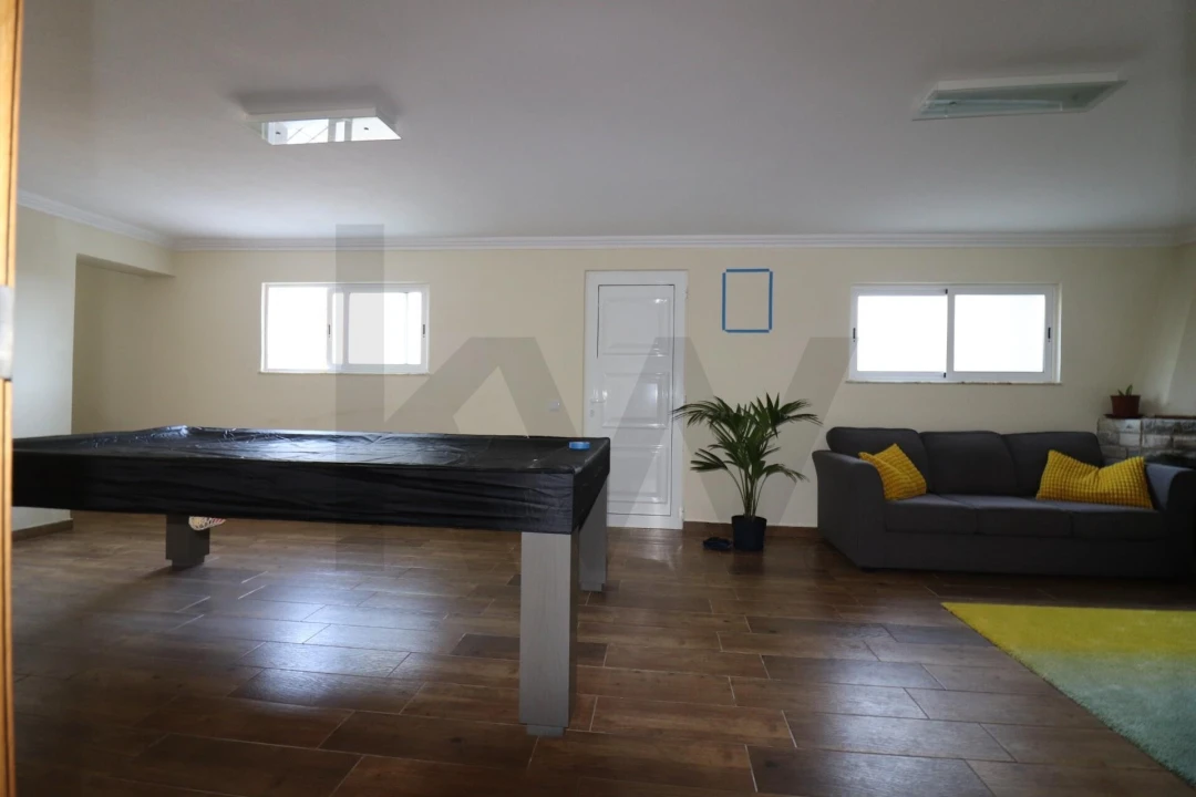 Moradia T3 para Venda em Montenegro Foto 6