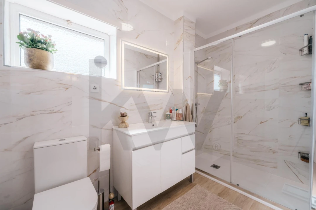 Apartamento T2 para Venda em Sé Nova, Santa Cruz, Almedina e São Bartolomeu Foto 14