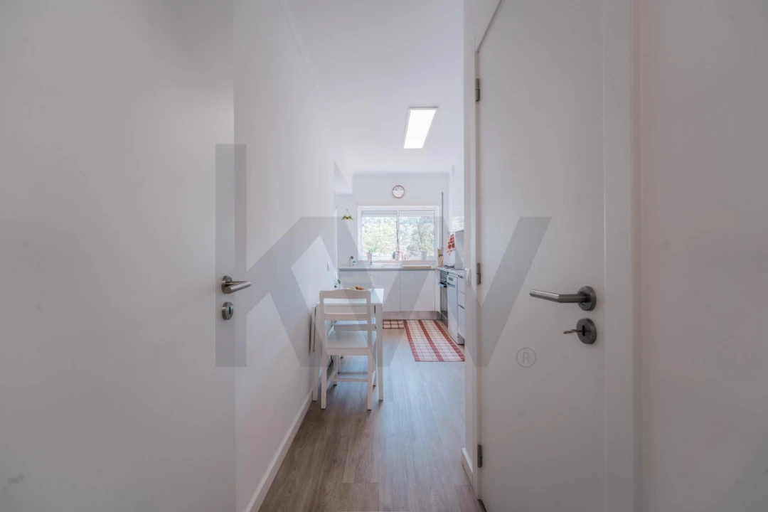 Apartamento T2 para Venda em Sé Nova, Santa Cruz, Almedina e São Bartolomeu Foto 23