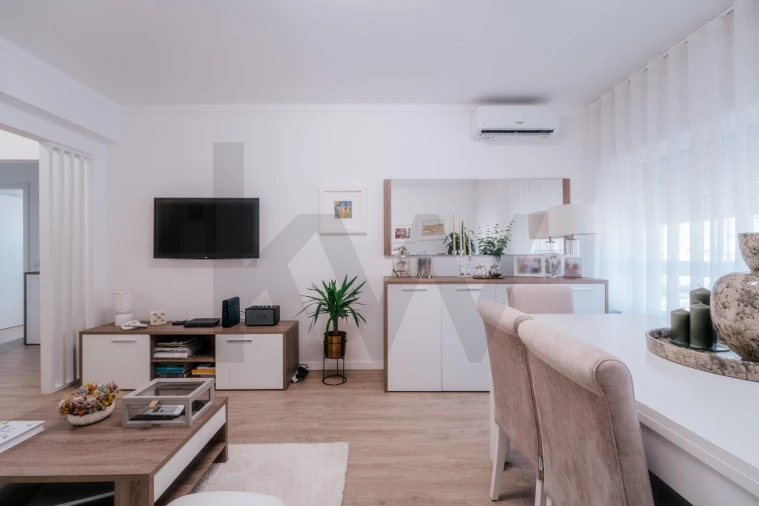 Apartamento T2 para Venda em Sé Nova, Santa Cruz, Almedina e São Bartolomeu Foto 7