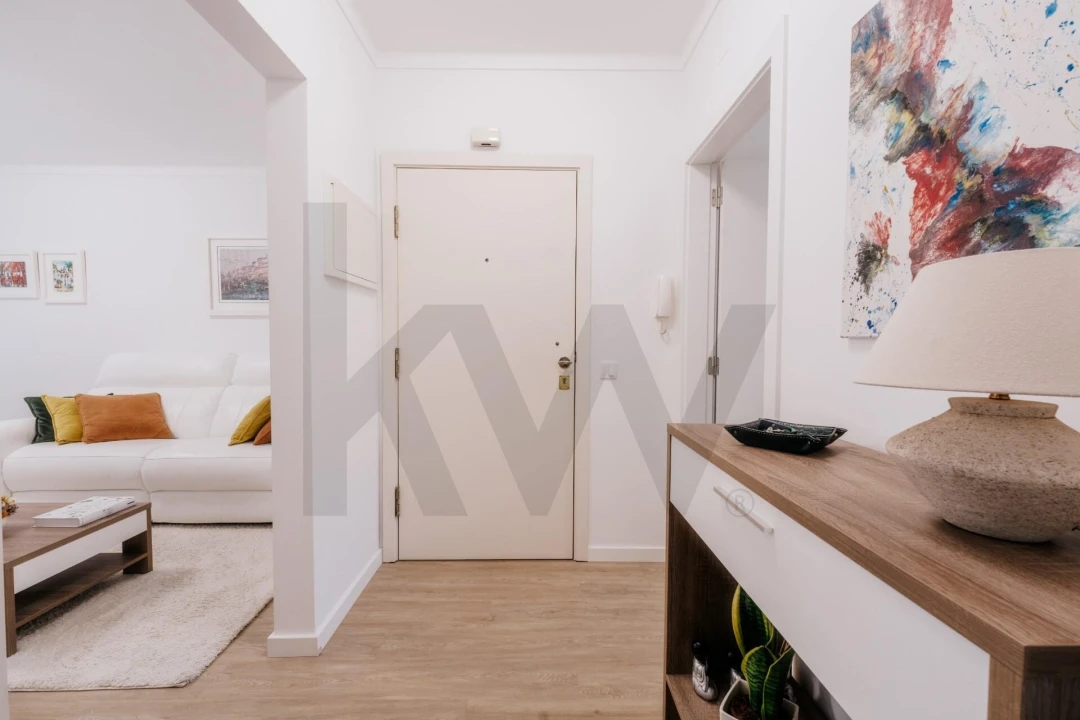 Apartamento T2 para Venda em Sé Nova, Santa Cruz, Almedina e São Bartolomeu Foto 1