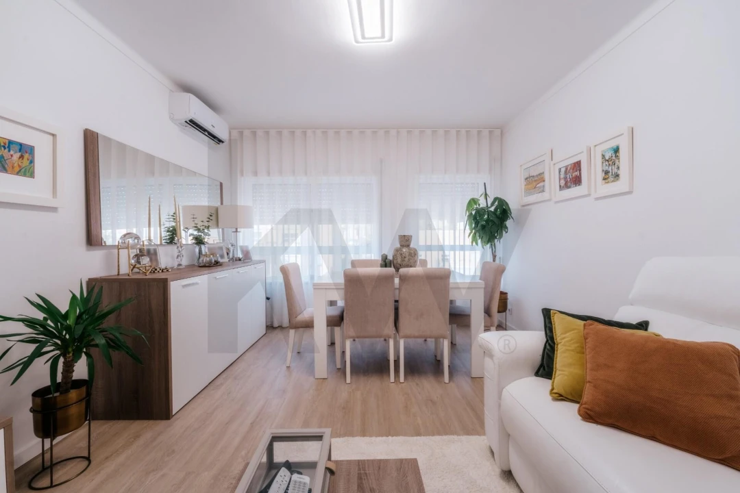 Apartamento T2 para Venda em Sé Nova, Santa Cruz, Almedina e São Bartolomeu Foto 5