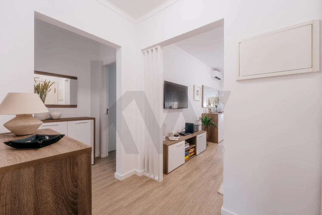 Apartamento T2 para Venda em Sé Nova, Santa Cruz, Almedina e São Bartolomeu Foto 2